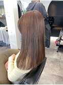 ベージュブラウン