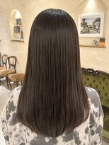 ビュートリアム265(BEAUTRIUM 265) ●暗髪ロング艶々ストレート/髪質改善ストレートパーマ