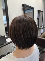 ニィニ(niini.)&nbsp;自然になじむカラー