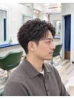 ルートヘア 辻堂店&nbsp;30代メンズビジネスパーマ毛流れ束感ツーブロックショート黒髪