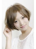 フェミニンショートボブ