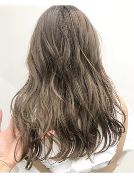 アライブ キチジョウジ(ALIVE Kichijoji) 【ALIVE吉祥寺】外国人風ベージュカラーハイライトカラー