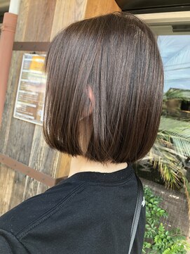 ヘアホスピタル ファニーフェイス(HAIR HOSPITAL funny face) くすみカラーがかわいい　切りっぱなしボブ