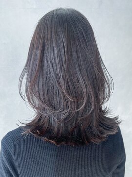 アイティーバイアルバム 八王子店(IT by ALBUM) くびれレイヤー_斜めバンググレージュカラーシルキー_ba443581