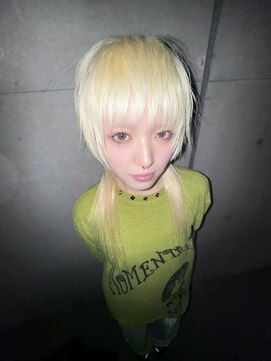 レコ 渋谷(LECO) レイヤーマレットヘアホワイトブロンドホワイトカラーハイトーン