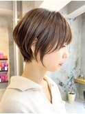 武蔵小杉イルミナカラーレイヤーボブウルフショートヘアベージュ