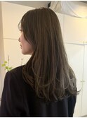 レイヤーカット/オリーブベージュ