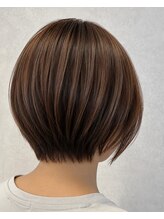 チーモ ハッピー ヘア メイク(CheeMo happy hair make) 40代モカブラウン・丸みショートボブ