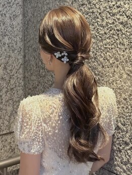 ハーフアンドハーフ(HALF and HALF)の写真/特別な日のヘアセット、ぜひお任せください♪