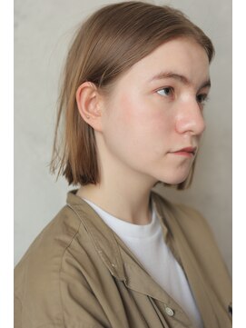 ソイ 下北沢(soi) クリアなベージュのストレートスタイル