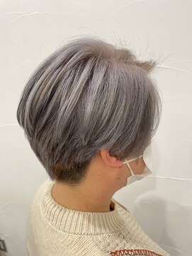 ドルチェルーチェ(DOLCE LUCE) 外国人風グレージュカラー