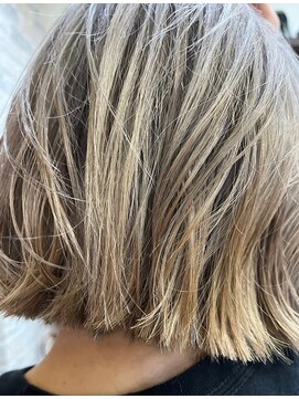 ノクターン 池袋(NOCTURNE) 切りっぱなしハイトーン