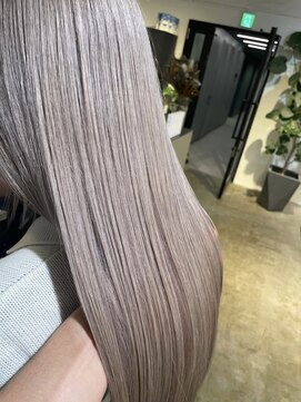 メリー オオサカ(Merly Osaka) さらさら!ムラのない超ハイトーン!_shine white ash_