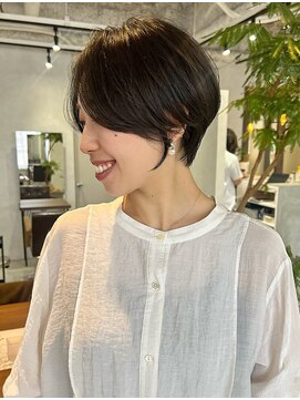 ソイデュエ 梅田(soi due) ハンサムショート/暗髪ショート