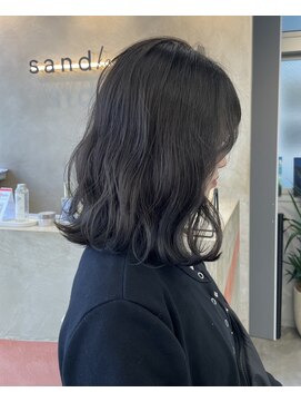サンド 鹿児島中央(sand) @ayumi_sand グレージュ ブリーチなしダブルカラー 結べるボブ