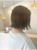 軽いボブ/外ハネボブ/ベージュカラー