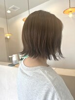 ミュゼプリュム(Musee plume) 軽いボブ/外ハネボブ/ベージュカラー