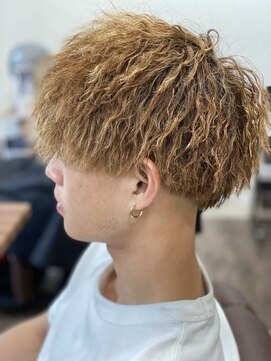 ヘア ナヴォーナ 大浦店(hair NAVONA) 強めツイスパ、ベージュ系カラー