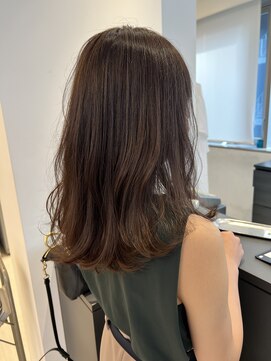 ギンザ ル グラン(JEAN CLAUDE BIGUINE GINZA Le Grand) グレージュカラー