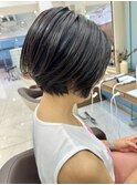 黒髪ショートボブ
