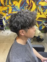 カーニー 上野(kearny)&nbsp;ツイストスパイラルパーマ/メンズショート/アップバング