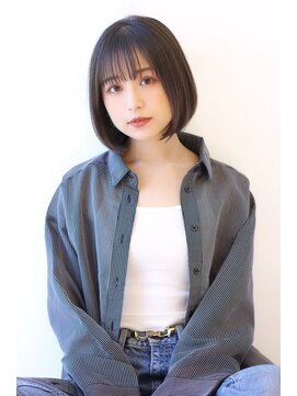 オーロ 塚口店(ORO) ツヤ感ボブ黒髪シアーカラー似合わせカット