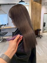 ロマリア(Lomalia)&nbsp;乾かすだけでキマる髪/馴染むハイトーンケアカラーグレージュ