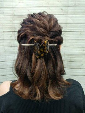 ミントラテ 水道橋(MINT Latte) ハーフアップ