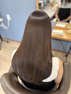 ルル 宇都宮(Loulou) ULTOWAトリートメント×艶カラー