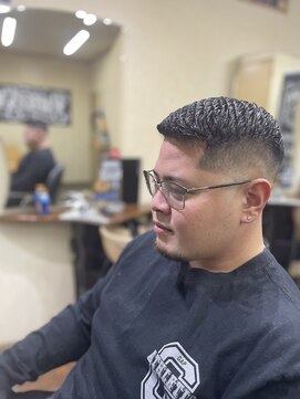 バーバーサトウ(BARBER SATO) 濡れパン　フェザーアップ