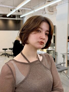 ヒュー 広島(HEW) ふんわりレイヤーボブ