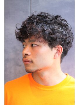 ノイセル(Noisyle) サイドパートショートクラウドマッシュワイルドツーブロック