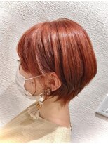 トライベッカスマートサロン(TRIBECA smart salon)&nbsp;前下がりショートボブ、オレンジカラー