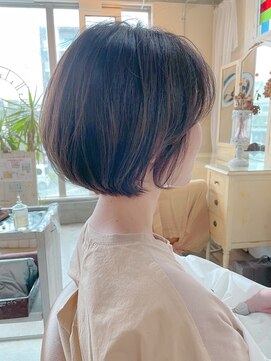 アトリエ エス atelier es HAIRDESIGN 丸みのあるボブ/ミニボブ/ショートボブ/韓国ショート/韓国ヘア