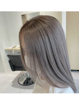 ボンドストーリーホワイト(BondStory White) グレージュカラー