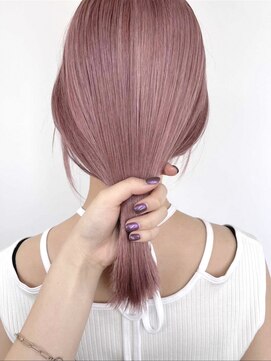 フウ(fuh) スモーキーピンク/ピンクベージュ/ペールピンク/ハイトーン/艶髪