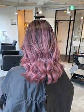 ラフ 難波店(LAFF) #黒髪#ボブルフ#ネビージュ#小顔#ワンレン