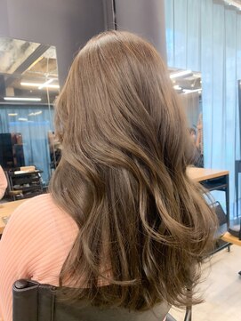 アリュウル 表参道(ALLURE) 透明感ミントベージュ×くびれヘア 《佐藤》