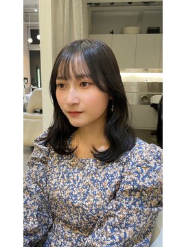 アナ ラーナ(Anna Lanna) 人気のグレージュカラー ミディアムレイヤー【野呂朱里】