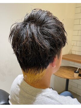 フリーク バーバーショップ 都島店(FREAK BARBER SHOP) ツーブロックマッシュウルフインナーブリーチ