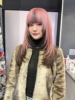 シリー(Silly)&nbsp;ピンクとインナーブラックとレイヤーカット