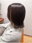 切りっぱなしボブ+インナーカラー