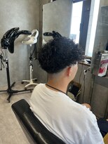 タメ(tame-)&nbsp;サーフカール/フェザーパーマ/ブルーブラック【都賀/メンズ】