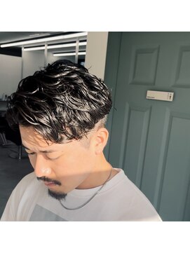 トリ 大井町店(Tori) フェード × ラフウェーブショート