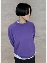 イラカ(elaka)&nbsp;黒髪刈り上げボブ