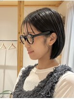 ヒト(hito) hito/ おしゃれミニボブ 透明感アッシュグレー