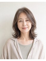 フィールヘアー 樟葉店(Feel hair)&nbsp;大人上品なくびれミディアム×白髪ぼかしグレージュ