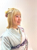 ペッツショコラ(PETZ chocolat) 成人式|ハイトーンボブ×淡色髪飾り