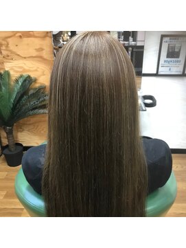 シャラ美容室 グレージュハイライト