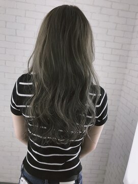 ラヴリア クルメ(LOVERIA KURUME) ≪LOVERIA KURUME/久留米≫グレージュ